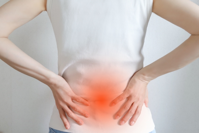 その腰痛、「かくれ脱水」が隠れていませんか|水と腰の関係|枚方