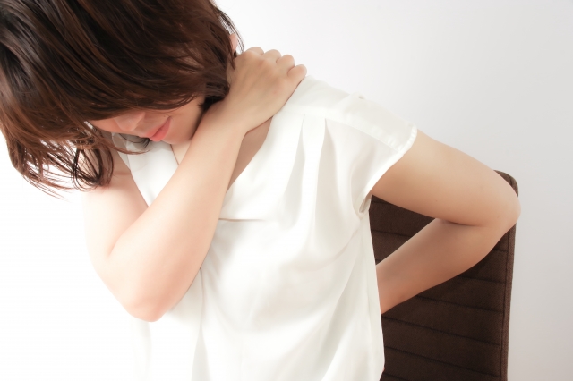 【枚方】肩こりからくる頭痛・吐き気|なぜ薬を飲んでも繰り返すのか
